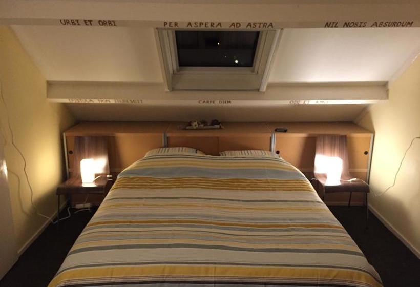 Bed and Breakfast Home Stay Utrecht 3