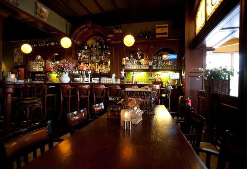 Hotel Et Le Cafe De Paris