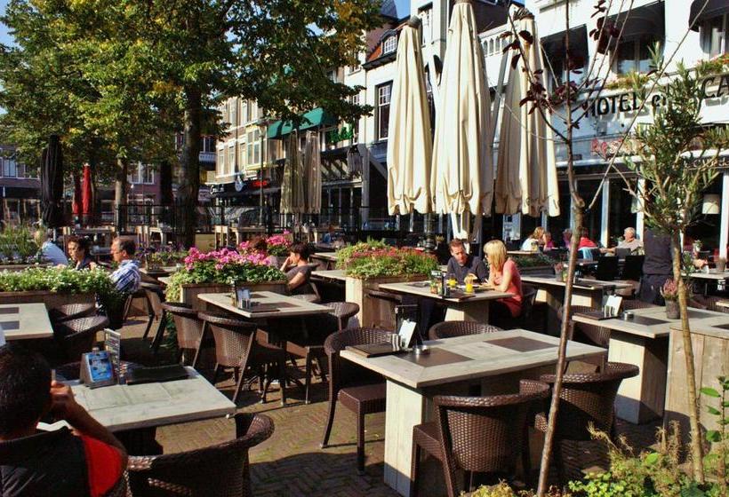 Hotel Et Le Cafe De Paris 10