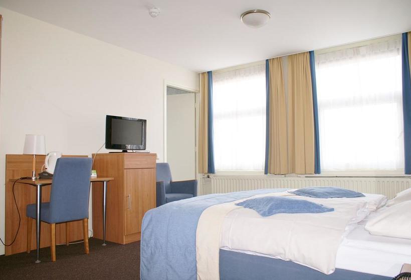 Hotel Et Le Cafe De Paris 12