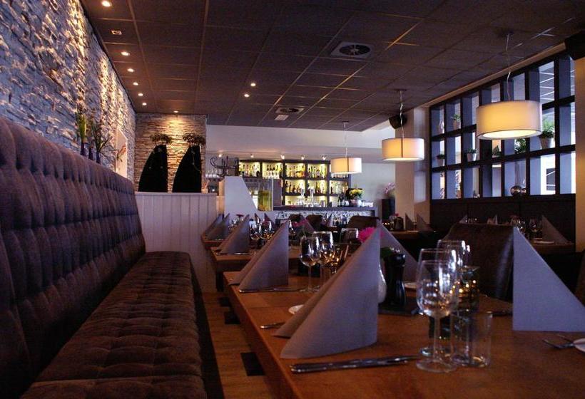 Hotel Et Le Cafe De Paris 14