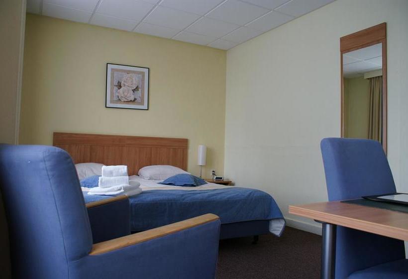 Hotel Et Le Cafe De Paris 20