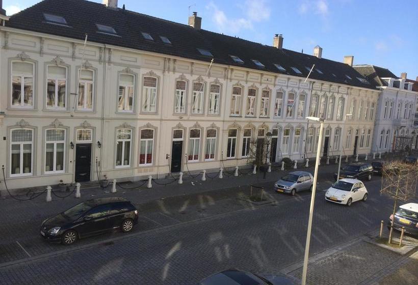 Hotel De Blauwe Vogel 9