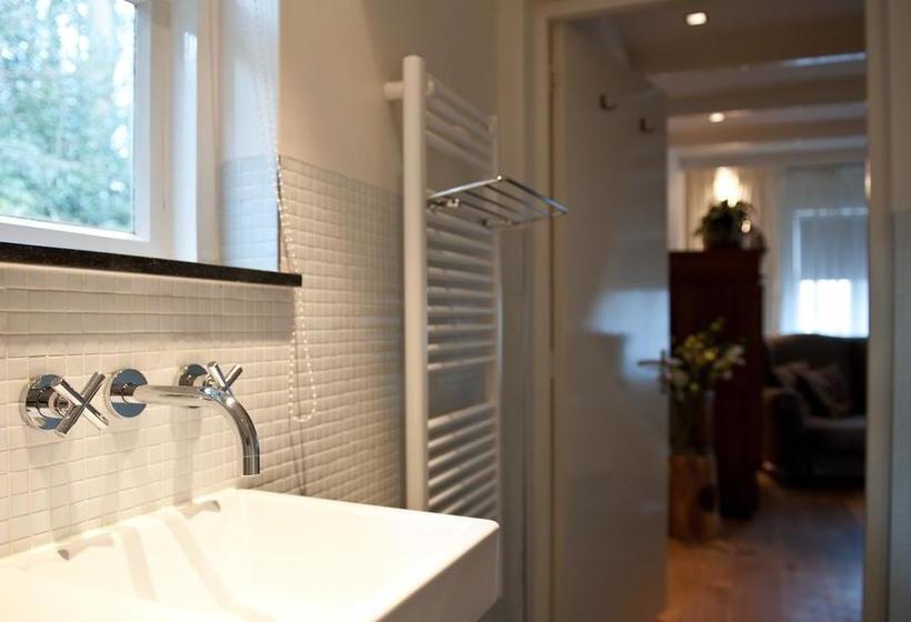 Bed and Breakfast Koetshuis34 11