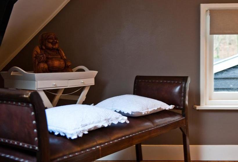 Bed and Breakfast Koetshuis34 8