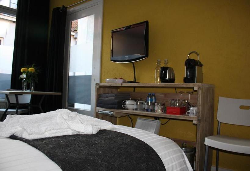 Bed & Breakfast Onder De Dekens 1