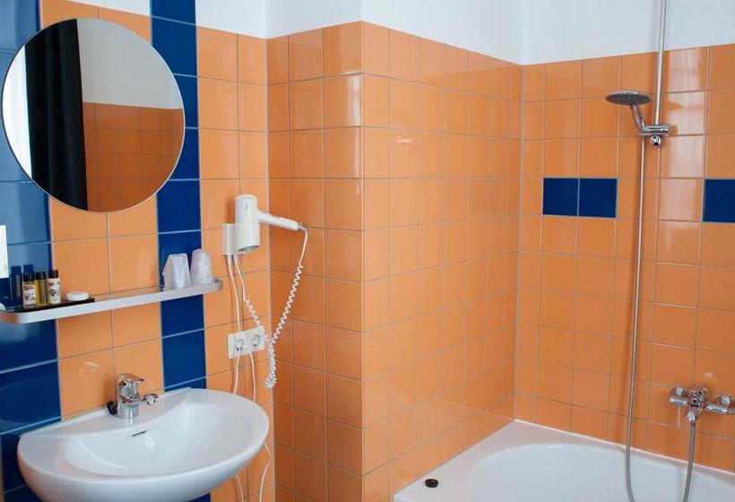 Hotel De Tolkamer 15