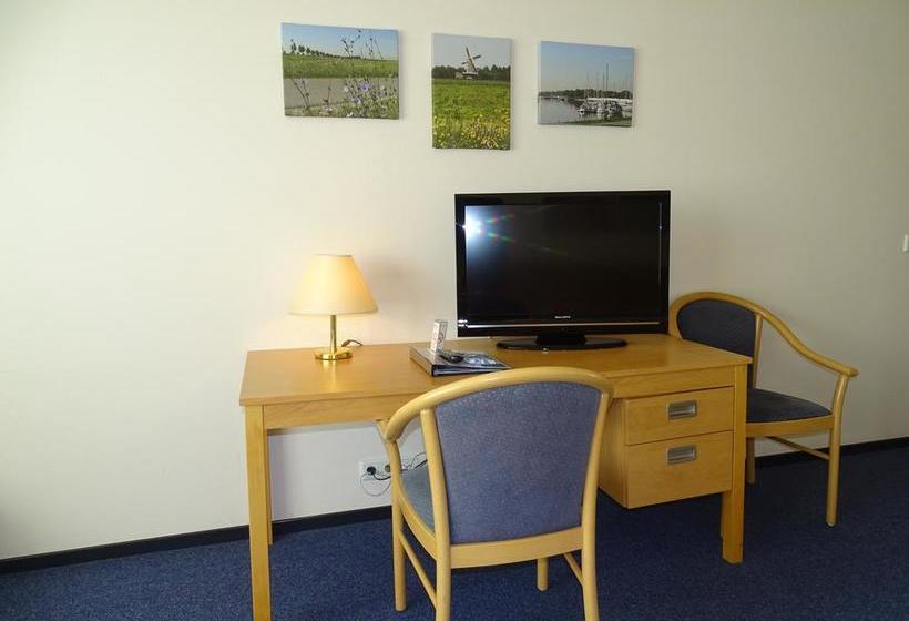 Hotel Hcr De Kroon 11