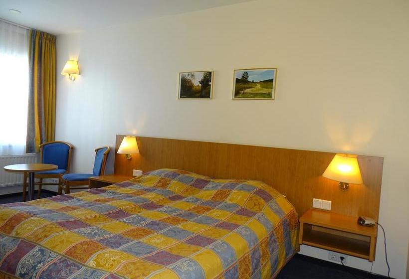 Hotel Hcr De Kroon 15