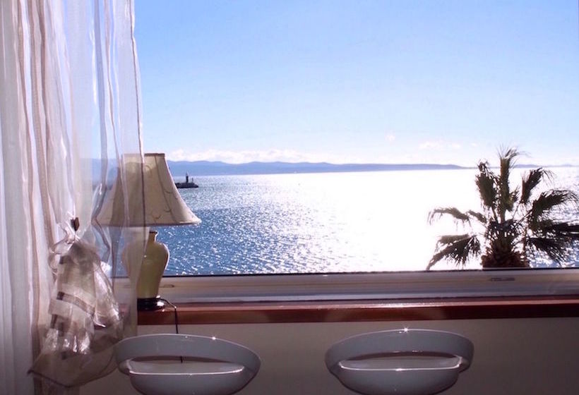 Luxury Apartments Maestral