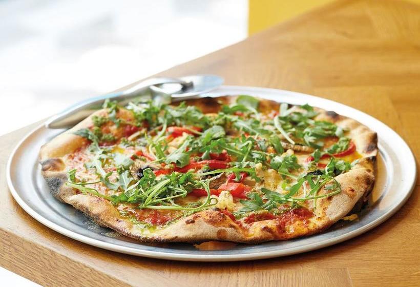 Hotel Lodge At Solent 19