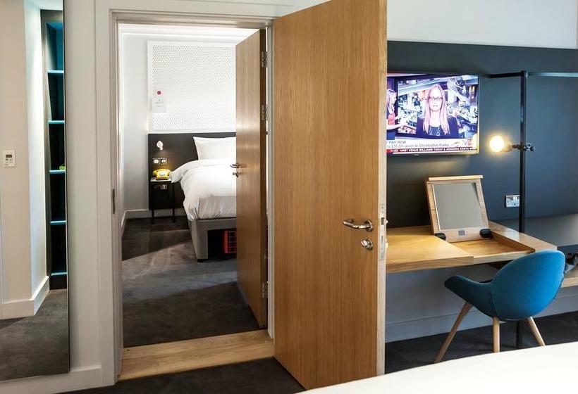 Hotel Lodge At Solent 6