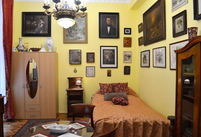 Veres Palne Central Apartments