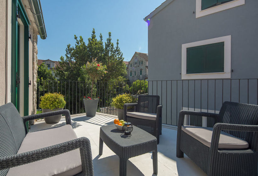 Pension Korta Apartments