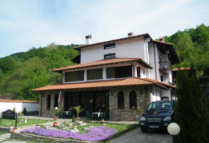 Hotel Chiflik Hills & Spa