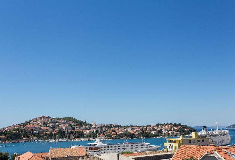 Apartments Villa Karmen