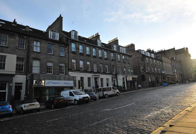 Bed and Breakfast No 53 Frederick Street