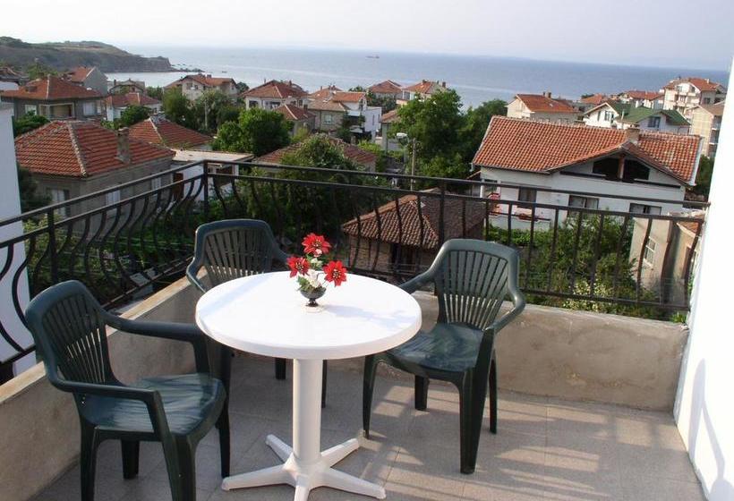 Hotel Coral Family 19