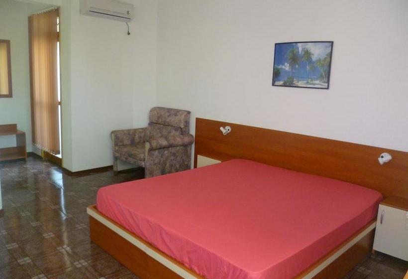 Hotel Coral Family 2