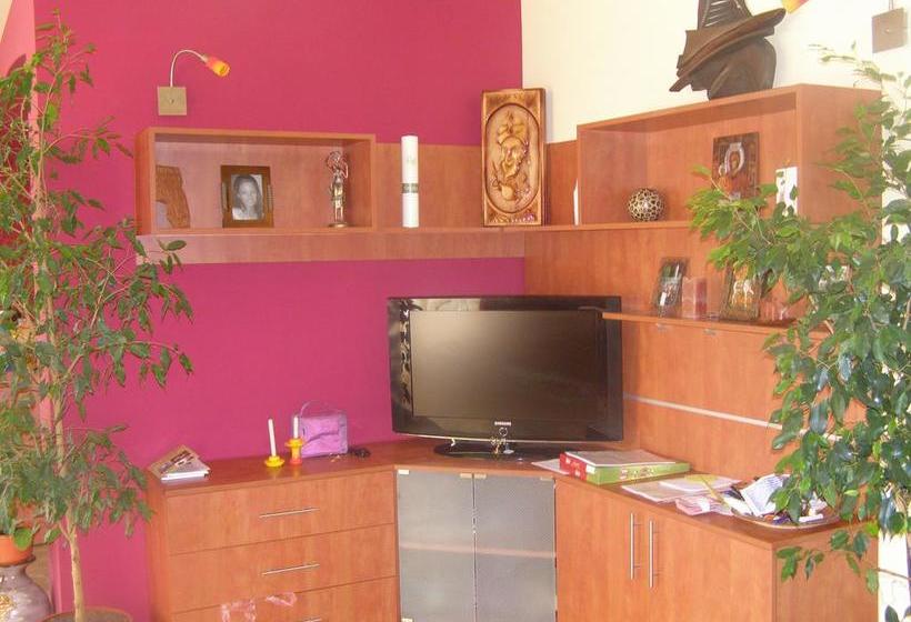 Family Hotel Kavrakovi 9