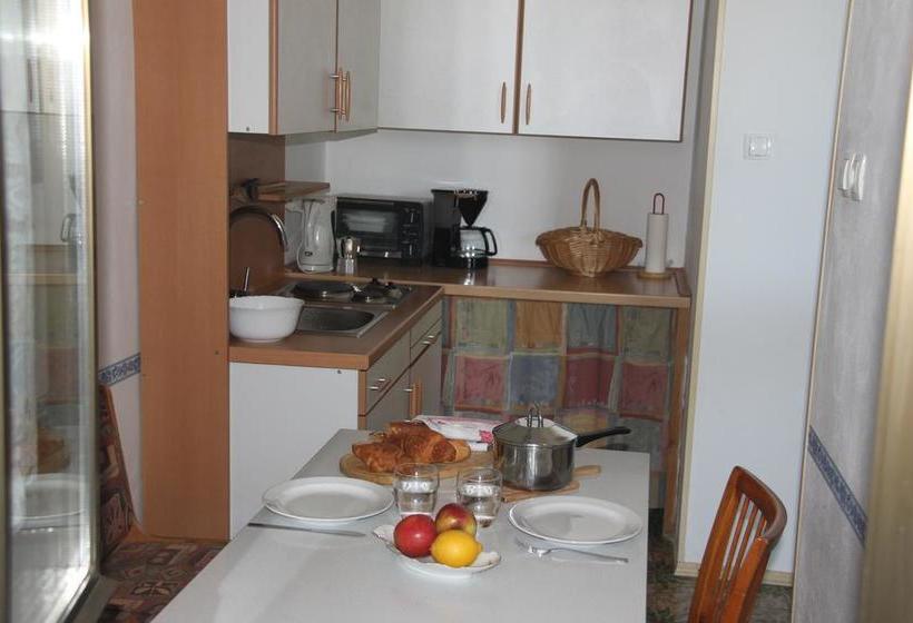 Bed and Breakfast Family Skvor 18