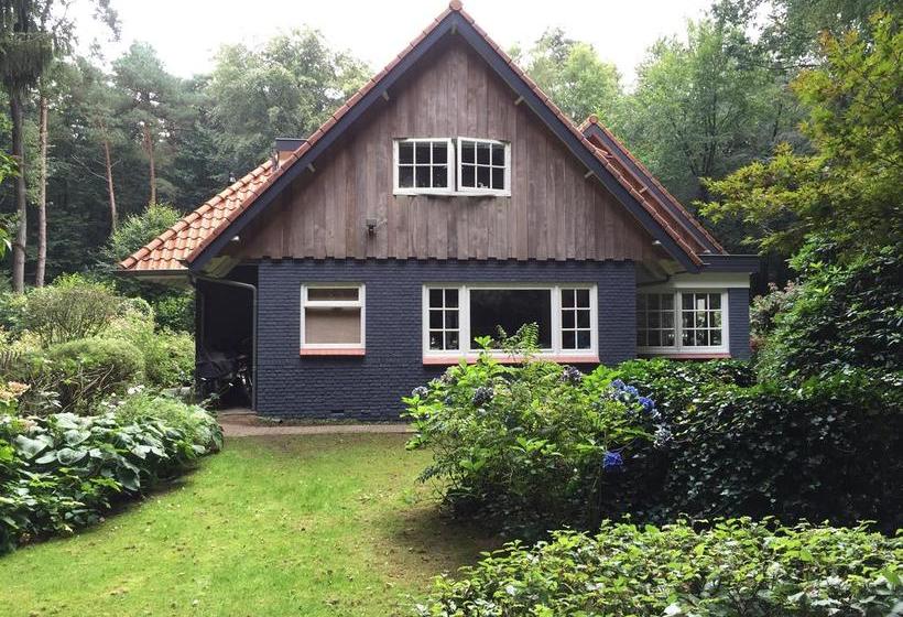 Bed and Breakfast T Huis Ten Boss 1