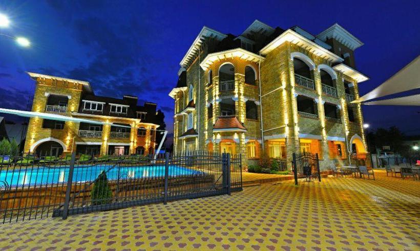 Hotel Marseille Resort