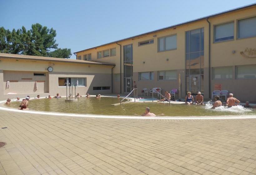 Hôtel Korona Ház 15