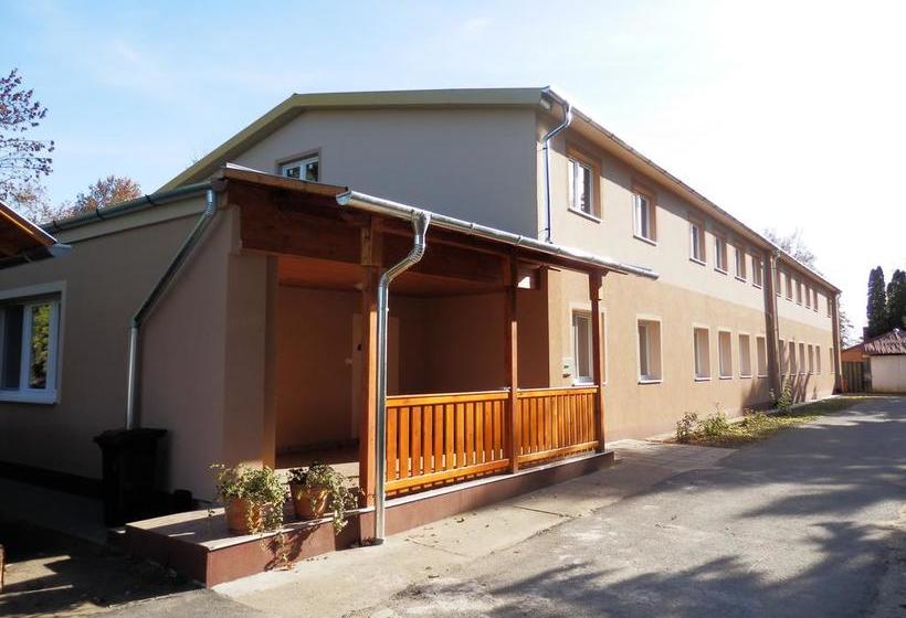 Hôtel Korona Ház 2