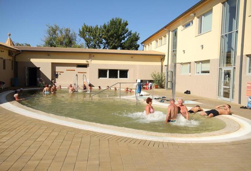 Hôtel Korona Ház 20