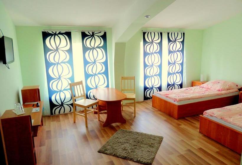 Hôtel Korona Ház 3