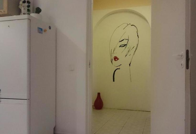 Bed and Breakfast Women S Style