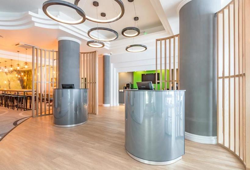 Hotel Thistle Express Luton