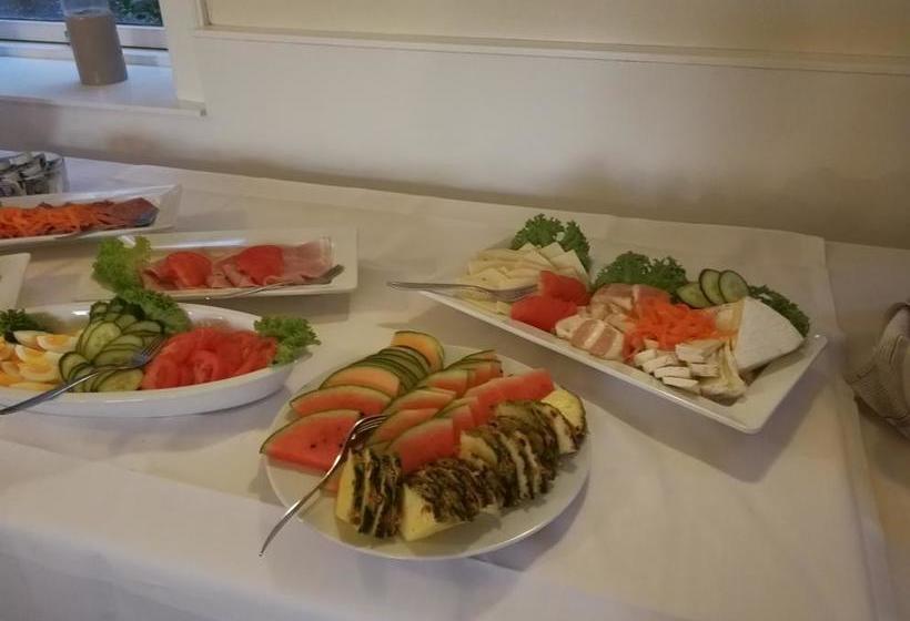 Færgelundens Motel & Kursuscenter 6