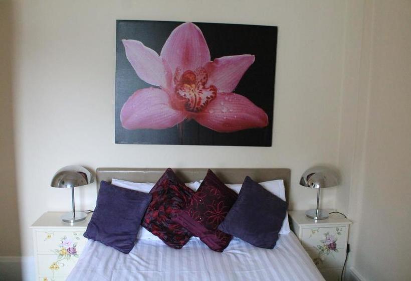 Bed and Breakfast Iona Guest House 6