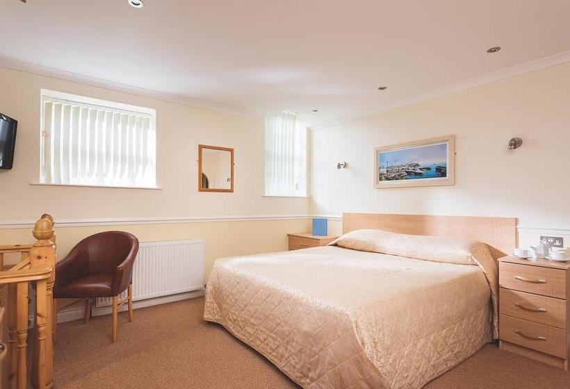 Hotel The Pier House 7