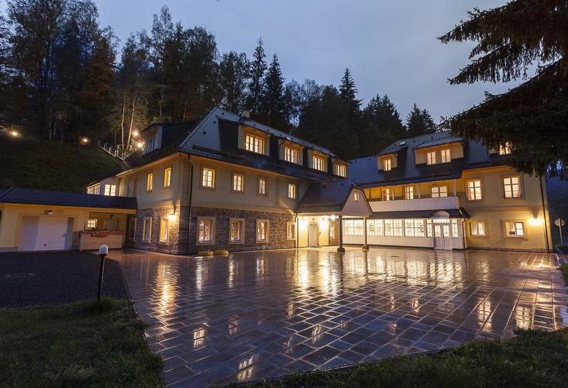 Hotel Skalní Mlýn Adr?pach
