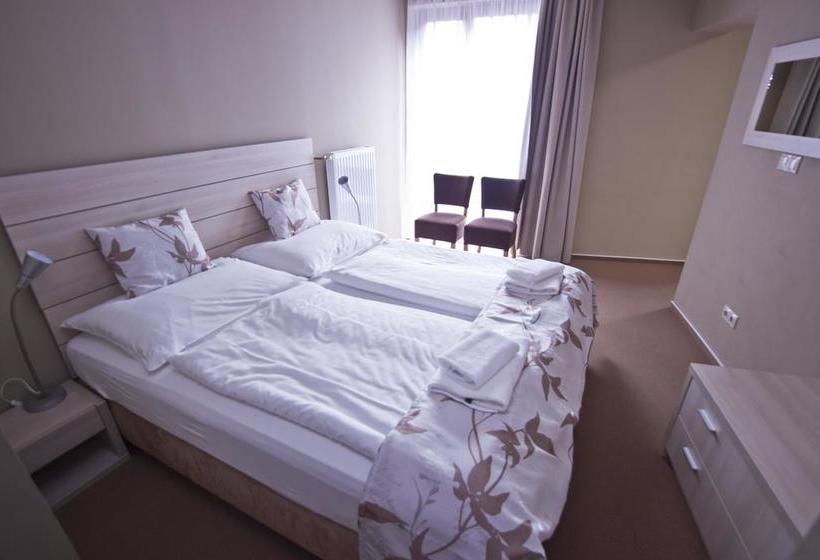 Horský Hotel  Eladenka / Mountain Resort