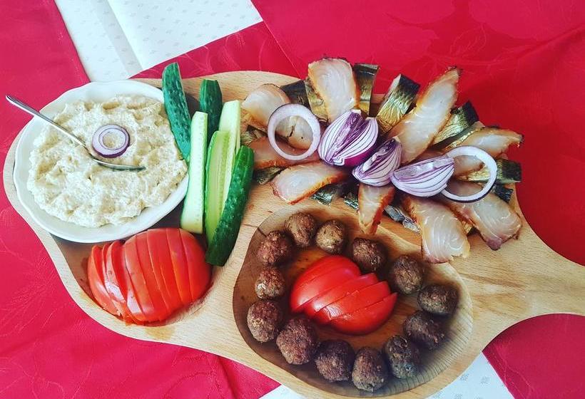 Bed and Breakfast Pensiunea Sanmar 17