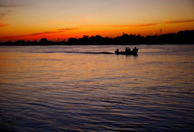 Bed and Breakfast Pensiunea Sanmar 2