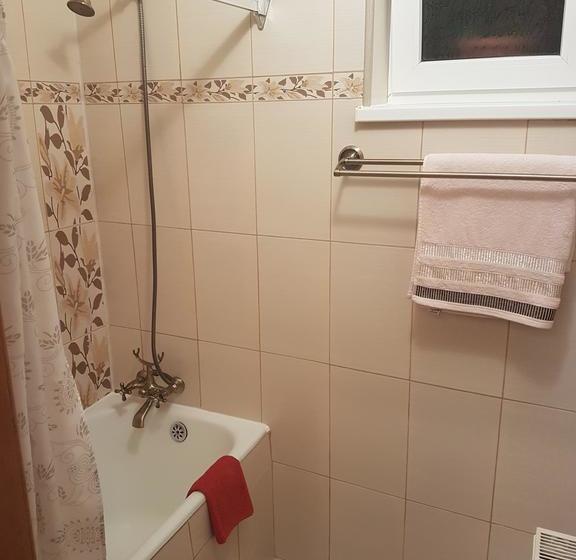 Bed & Breakfast Cas Central In Brasov 16