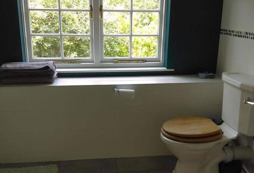 Orchard Pond Bed & Breakfast 8