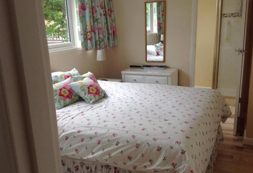 Bed & Breakfast Oak Tree House 1