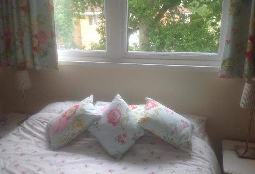 Bed & Breakfast Oak Tree House 4