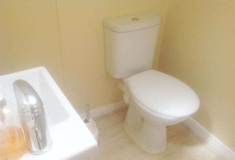 Bed & Breakfast Oak Tree House 6