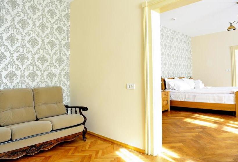 Safrano Bed & Breakfast 17