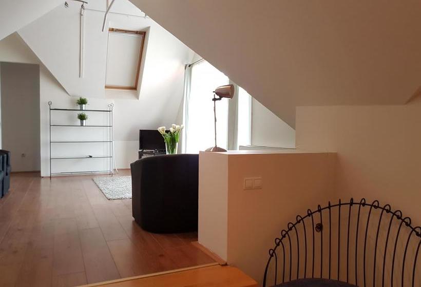 Bed and Breakfast Tulipán Szálló 12