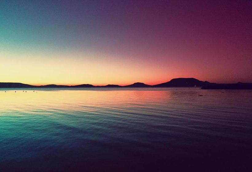 Bed and Breakfast Piccoló Panzió