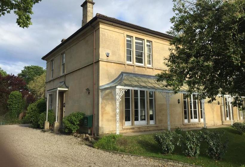 Bed and Breakfast Roseneath House