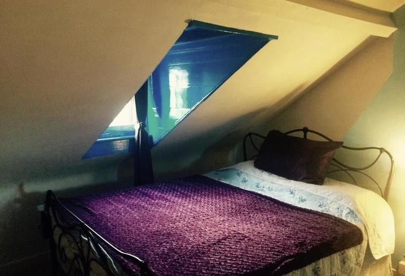 Bed and Breakfast Thaw 4